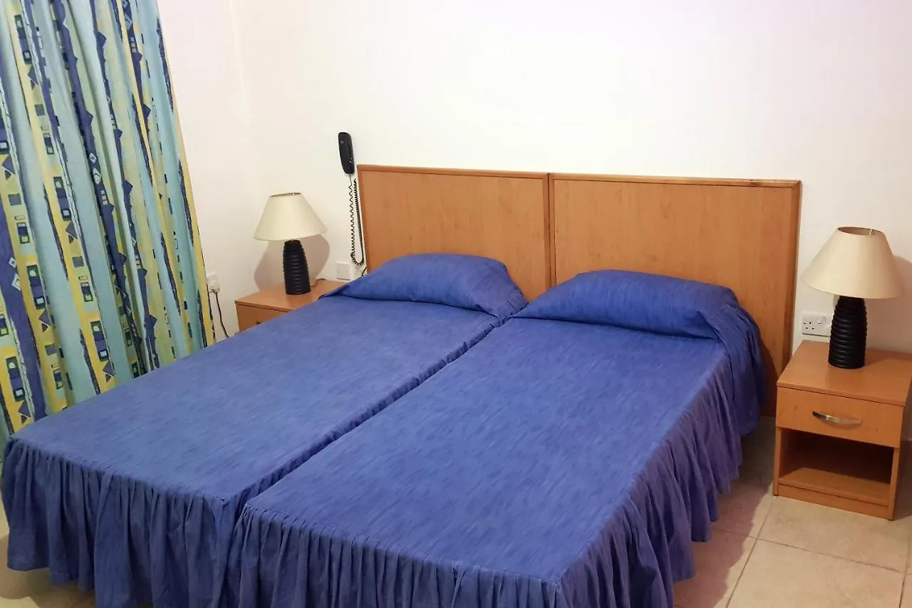 Rivotorto Retreat House Hotel Birkirkara 0*,  Malta